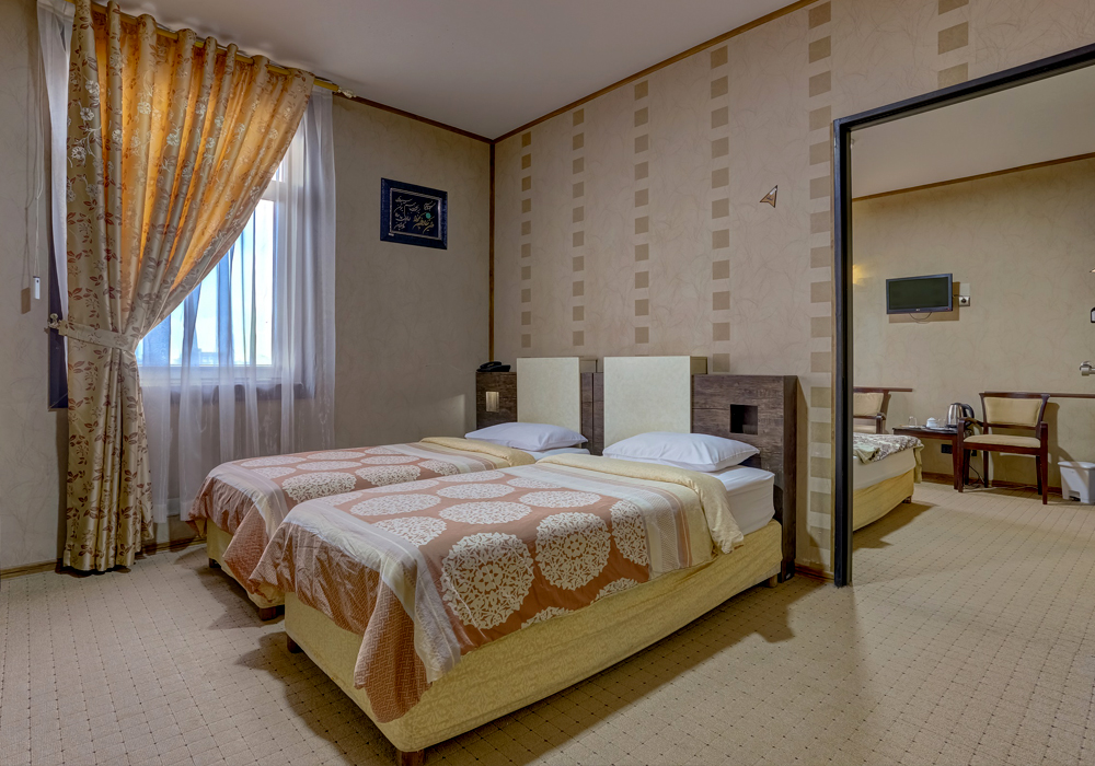 Image-Room13